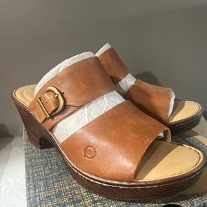 Born women’s sandals size 10 new